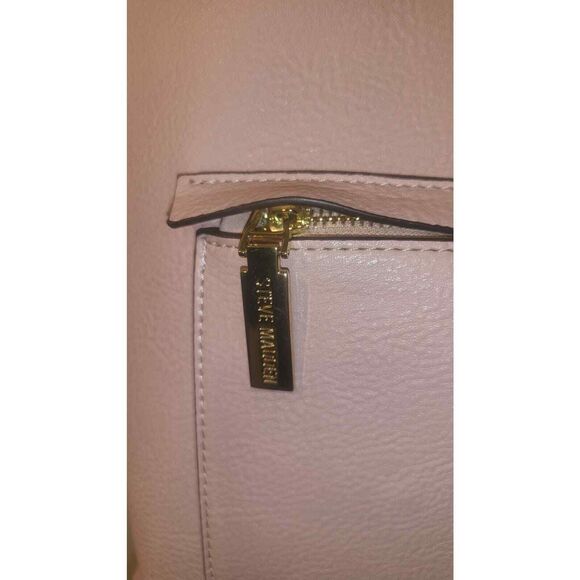 Steve Madden Pink Leather purse with gold accents and matching bag - Picture 3 of 9